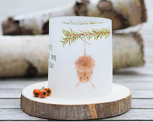 Laden Sie das Bild in den Galerie-Viewer, Windlicht Tischdeko "Freche Weihnachtsmaus"