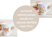 Laden Sie das Bild in den Galerie-Viewer, Konische Tasse "Freche Maus mit Tannenzweig"
