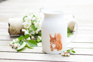 Milchkännchen/Vase "Quirliges Eichhörnchen"