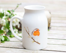 Laden Sie das Bild in den Galerie-Viewer, Milchkännchen/Vase "Feines Rotkehlchen"