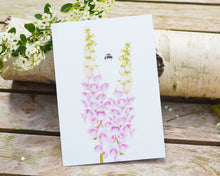 Laden Sie das Bild in den Galerie-Viewer, Kunstdruck / gedruckte Karte mit Hummel und Fingerhut auf feinstem Cotton-Papier