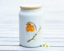 Laden Sie das Bild in den Galerie-Viewer, Vorratsdose aus Keramik mit Deckel "Feines Rotkehlchen"