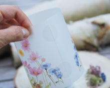 Laden Sie das Bild in den Galerie-Viewer, Windlicht Tischdeko "Blumenwiese mit Maus"