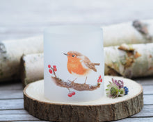 Laden Sie das Bild in den Galerie-Viewer, Zartes Windlicht aus Papier mit Rotkehlchen, stimmungsvolles Licht für Zuhause