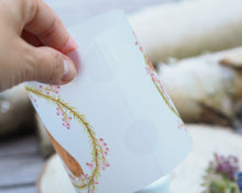 Laden Sie das Bild in den Galerie-Viewer, Windlicht Tischdeko "Maus mit rosa Beeren"