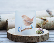 Laden Sie das Bild in den Galerie-Viewer, Zartes Windlicht aus Papier mit Blumen- oder Tiermotiv, stimmungsvolles Licht für Zuhause