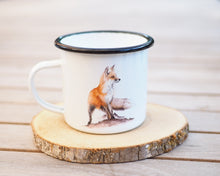 Laden Sie das Bild in den Galerie-Viewer, Emailletasse "Schöner Fuchs"