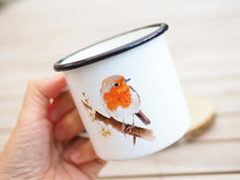 Laden Sie das Bild in den Galerie-Viewer, Emailletasse "Rotkehlchen im Frühling"