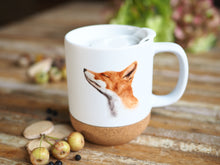 Laden Sie das Bild in den Galerie-Viewer, Große Tasse mit Korkboden "Schnupperfuchs"