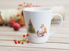 Laden Sie das Bild in den Galerie-Viewer, Konische Tasse "Fuchs und Hase im Winterwald"