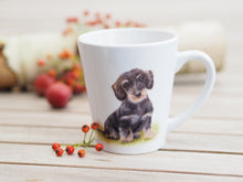 Laden Sie das Bild in den Galerie-Viewer, Konische Tasse "Niedlicher Dackel"