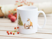 Laden Sie das Bild in den Galerie-Viewer, Feine Keramiktasse "Fuchs und Hase im Winterwald"