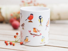 Laden Sie das Bild in den Galerie-Viewer, Feine Keramiktasse "Gartenvögel"