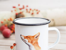 Laden Sie das Bild in den Galerie-Viewer, Emailletasse "Schnupperfuchs"