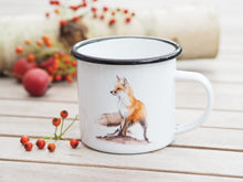 Laden Sie das Bild in den Galerie-Viewer, Emailletasse "Schöner Fuchs"