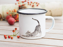 Laden Sie das Bild in den Galerie-Viewer, Emailletasse "Feinstes Katzenyoga"