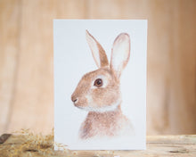 Laden Sie das Bild in den Galerie-Viewer, Grußkarte auf feinem Cotton-Papier mit Tier- oder Blumenmotiv, liebevoll illustriert