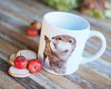 Laden Sie das Bild in den Galerie-Viewer, Kindertasse "Niedlicher Otter"