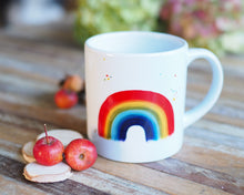 Laden Sie das Bild in den Galerie-Viewer, Kindertasse "Regenbogen"