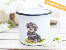 Laden Sie das Bild in den Galerie-Viewer, Emailletasse  "Niedlicher Dackel"
