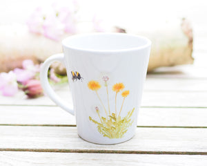 Feine, konische Tasse "Löwenzahn mit Hummel"