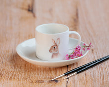 Laden Sie das Bild in den Galerie-Viewer, Espressotasse Tasse mug aus feiner Keramik &quot;Feines Kaninchen&quot;
