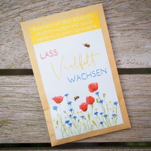 Laden Sie das Bild in den Galerie-Viewer, Geschenkset: Tasse aus Keramik &quot;Mohnblumen mit Schrift Mama&quot; + Bio-Blumensamen + Geschenkkarton
