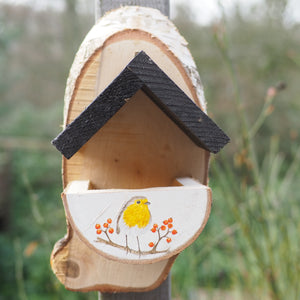 Vogelfutterhaus mit Rotkehlchen, handbemalt aus Birkenholz