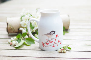 Milchkännchen/Vase "Tannenmeise und Beeren"