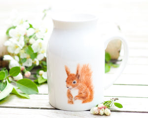 Milchkännchen/Vase "Quirliges Eichhörnchen"