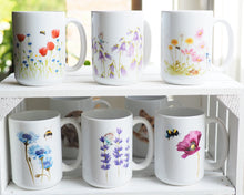 Laden Sie das Bild in den Galerie-Viewer, Große Teetasse &quot;Lavendel mit Schmetterling&quot;
