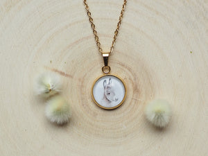 Kette mit Anhänger "Kleiner Esel", Edelstahlfassung, gold- oder silberfarben