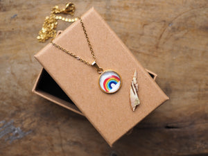 Kette mit Anhänger "Regenbogen", Edelstahlfassung, gold- oder silberfarben