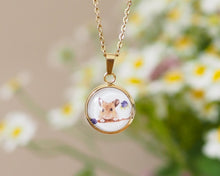 Laden Sie das Bild in den Galerie-Viewer, Kette mit Anhänger "Süße Maus", Edelstahlfassung, gold- oder silberfarben

