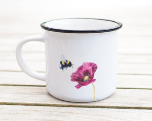 Keramiktasse mit Rand in Vintageoptik "Mohnblume mit Hummel"