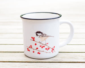 Keramiktasse mit Rand in Vintageoptik "Tannenmeise mit Beeren"