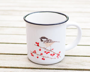 Keramiktasse mit Rand in Vintageoptik "Tannenmeise mit Beeren"