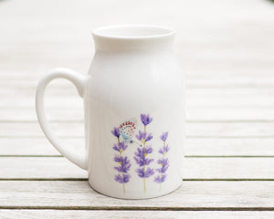 Milchkännchen/Vase "Lavendel mit Schmetterling"