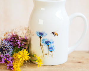 Milchkännchen/Vase "Kornblume und Biene "