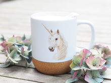 Laden Sie das Bild in den Galerie-Viewer, Große Tasse mit Korkboden &quot;Einhornliebe&quot;
