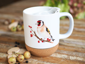 Keramiktasse mit abnehmbarem Korkboden und Deckel, liebevoll bedruckt mit Naturmotiv