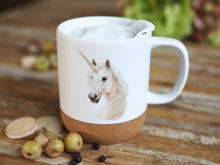 Laden Sie das Bild in den Galerie-Viewer, Große Tasse mit Korkboden &quot;Einhornliebe&quot;
