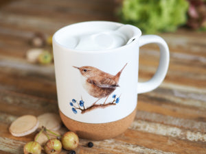 Keramiktasse mit abnehmbarem Korkboden und Deckel, liebevoll bedruckt mit Naturmotiv