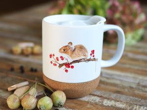 Keramiktasse mit abnehmbarem Korkboden und Deckel, liebevoll bedruckt mit Naturmotiv