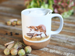 Keramiktasse mit abnehmbarem Korkboden und Deckel, liebevoll bedruckt mit Naturmotiv