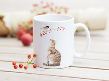 Laden Sie das Bild in den Galerie-Viewer, Feine Keramiktasse "Freche Katze und Vogel"
