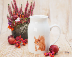 Milchkännchen/Vase "Quirliges Eichhörnchen"