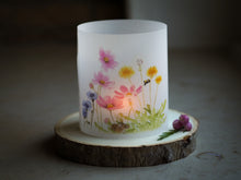 Laden Sie das Bild in den Galerie-Viewer, Windlicht Tischdeko &quot;Blumenwiese mit Maus&quot;
