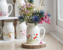 Laden Sie das Bild in den Galerie-Viewer, Vase Milchkännchen Mohnblume 
