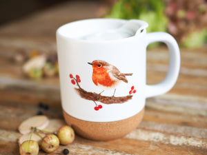 Keramiktasse mit abnehmbarem Korkboden und Deckel, liebevoll bedruckt mit Naturmotiv Rotkehlchen